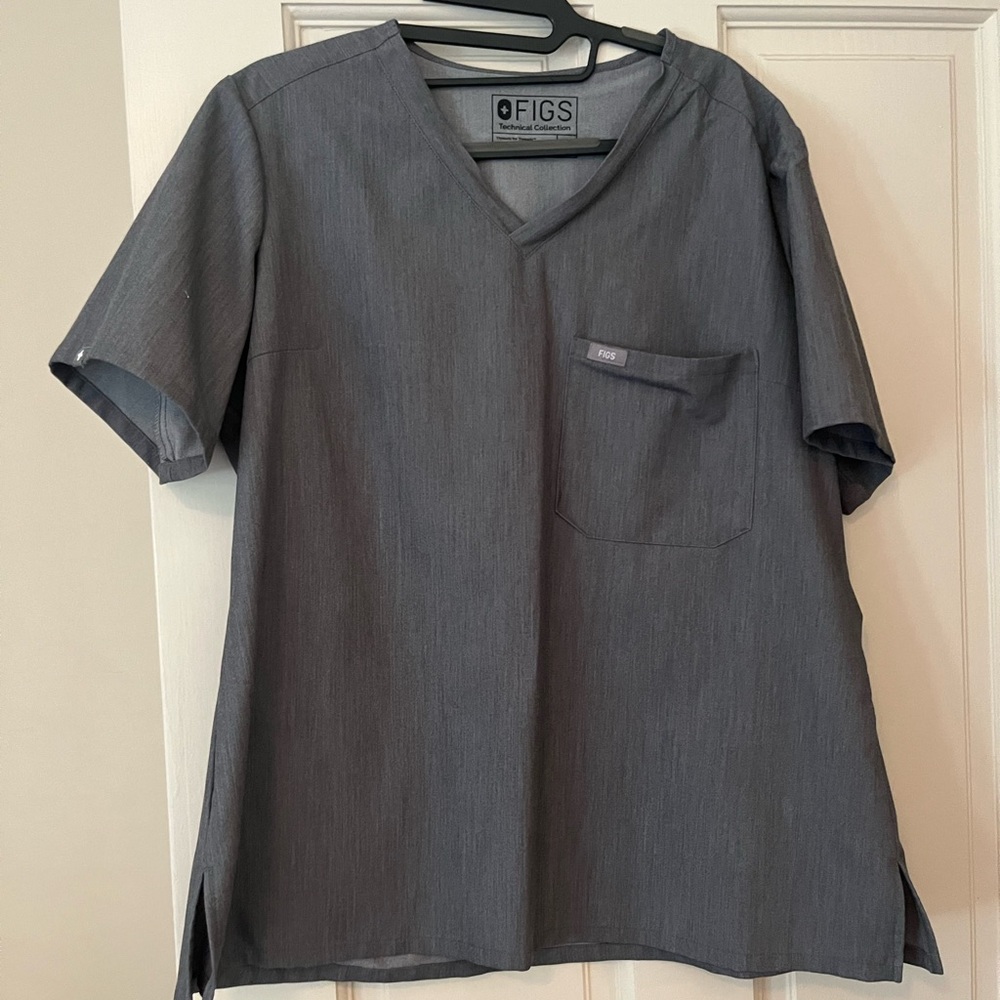 Grey Figs scrub top and bottom